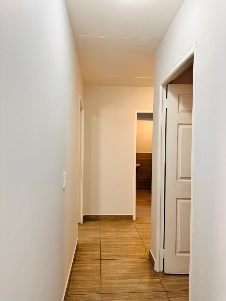 2 Bedroom Property for Sale in Parklands North Western Cape